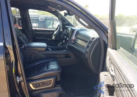 2019 Ram 1500 Limited 4X4 5'7 Box z USA, uszkodzony, nr VIN 1C6SRFHT6KN640324